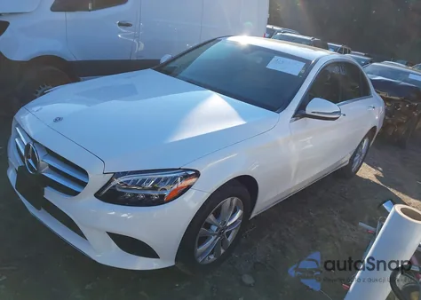 2019 Mercedes-Benz C 300 4Matic z USA, uszkodzony, nr VIN WDDWF8EB6KR456039